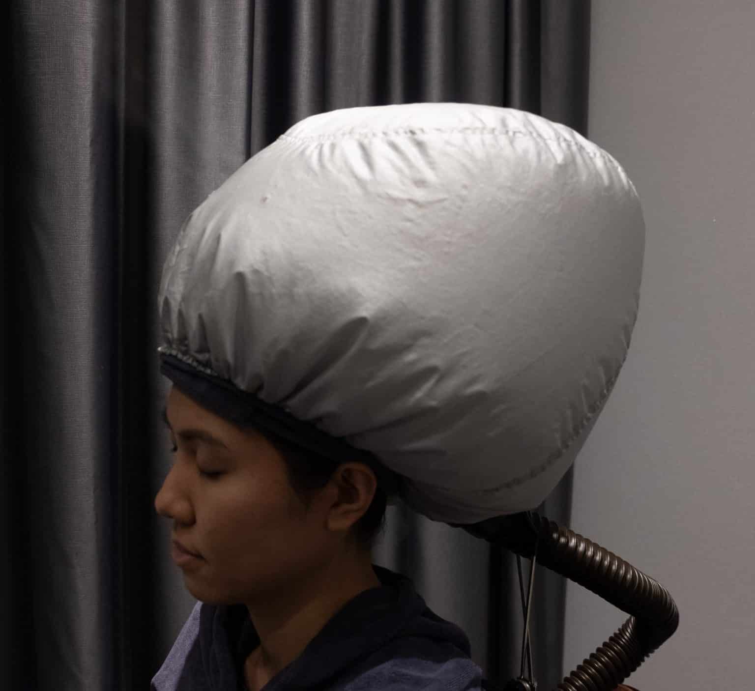 steaming for hair treatment