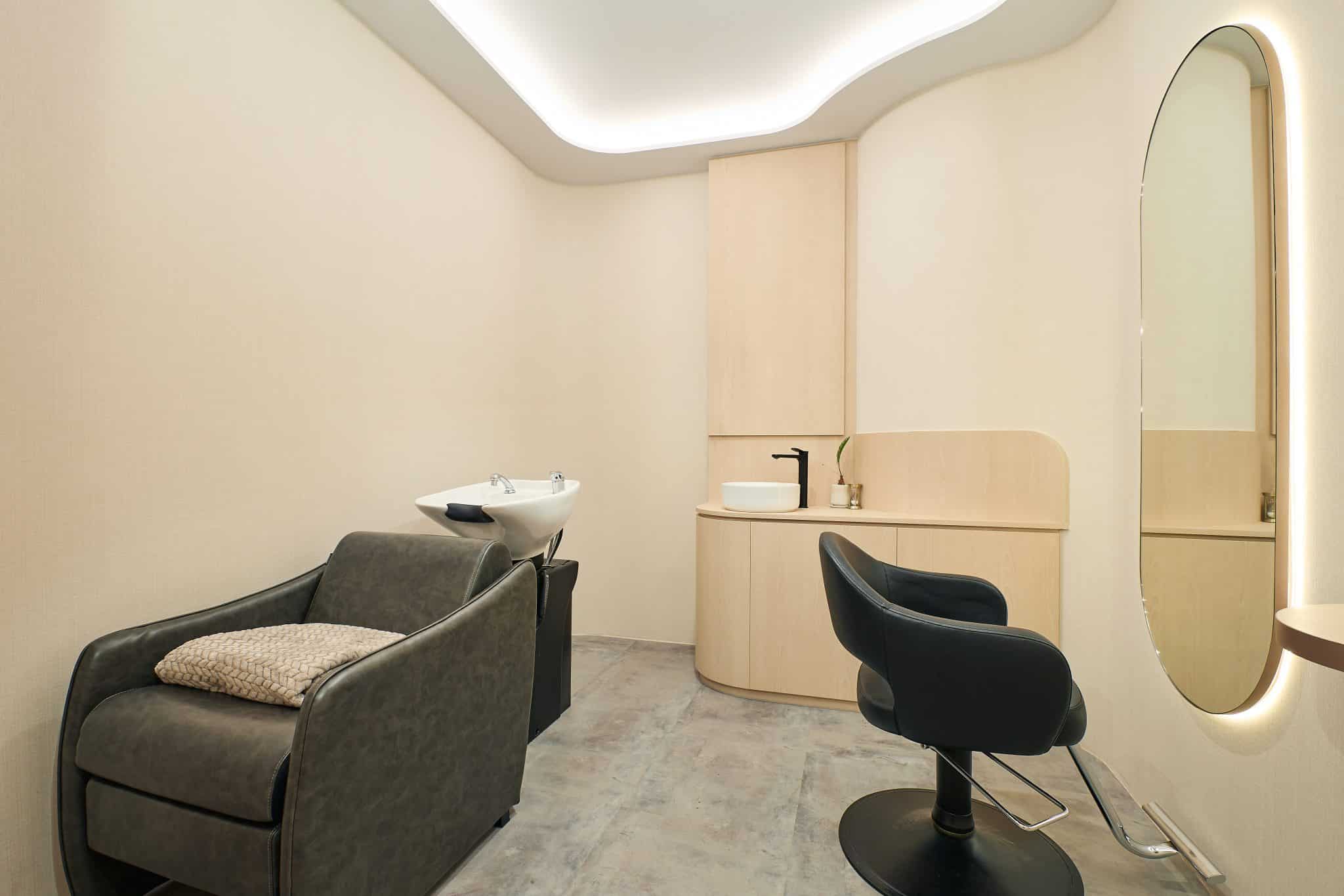 TCL WL Hijab Room